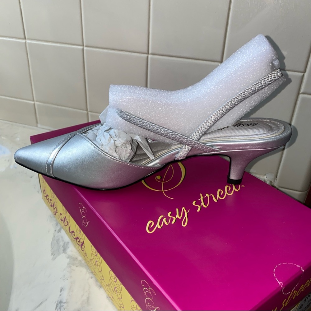 Easy Street Silver Women's Heels - Picture 3 of 7